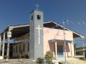 210520081504 Frente da igreja